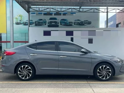 Hyundai Elantra Lingdong