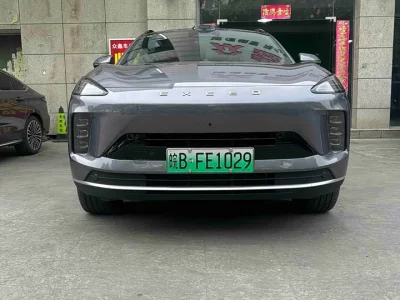 Exeed ET5