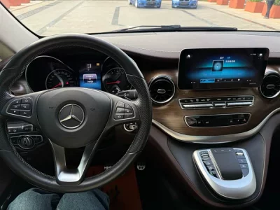 Mercedes-Benz Class V