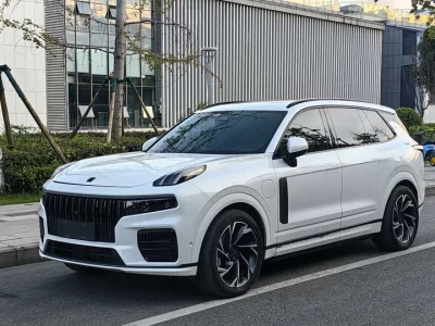Lynk & Co 09 EM-P