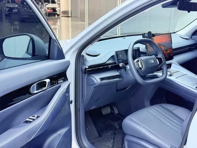Geely Galaxy E5
