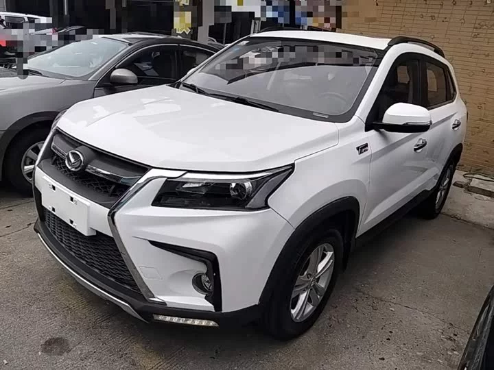 BAIC S5