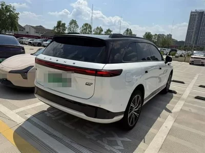 XPeng G9