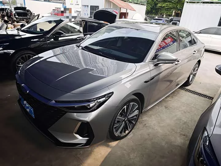 Chery Arrizo 8