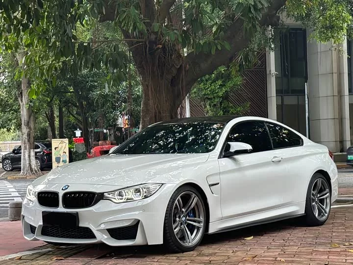 BMW M4