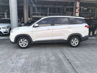 Wuling Hongguang S3
