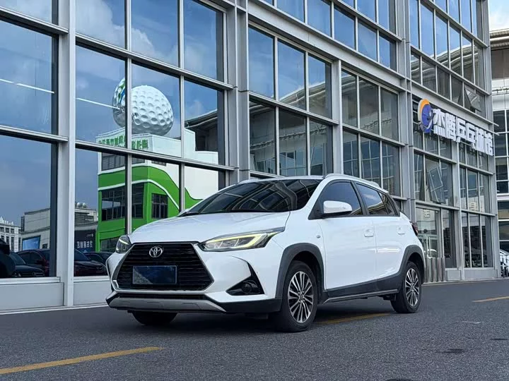 Toyota Yaris L