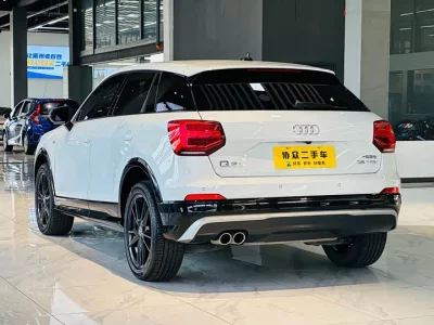 Audi Q2L