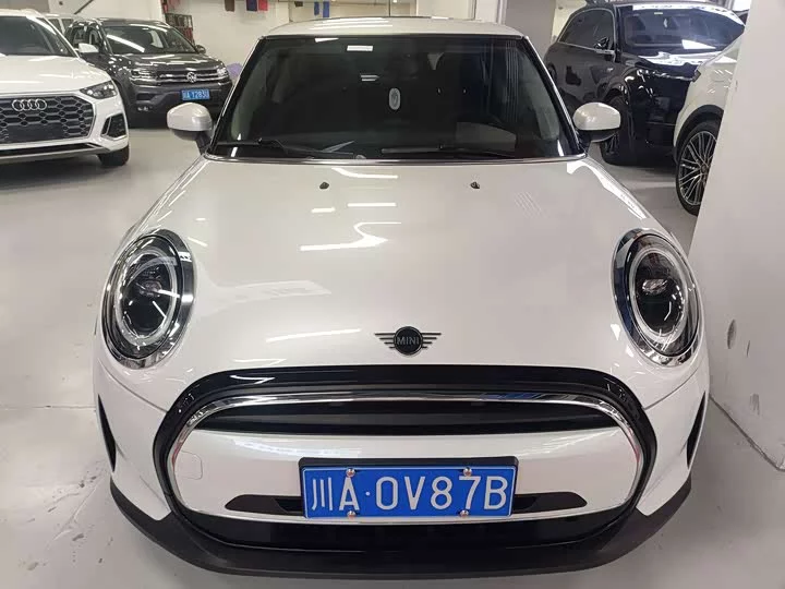 MINI 
