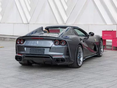 Ferrari 812