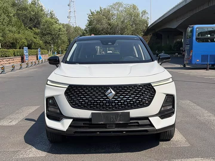 Baojun RS-5