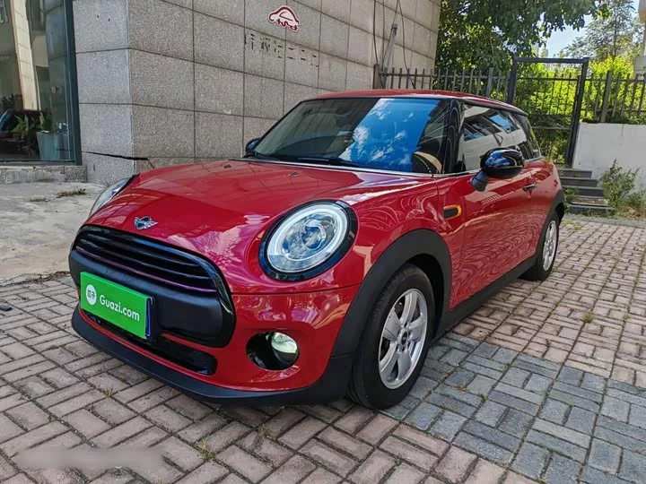 MINI 