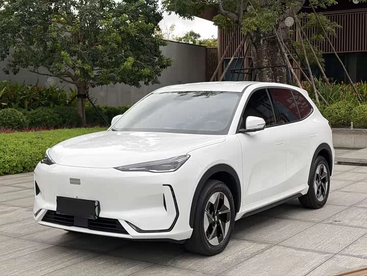 Geely Galaxy E5