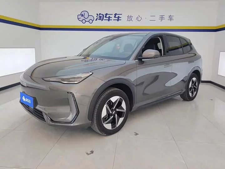 Geely Galaxy E5