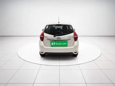 Toyota Yaris L