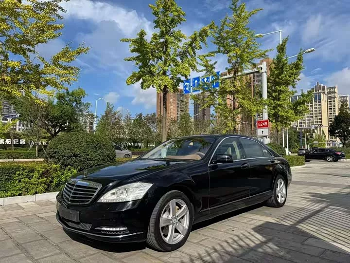Mercedes-Benz S class