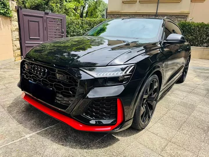 Audi RS Q8