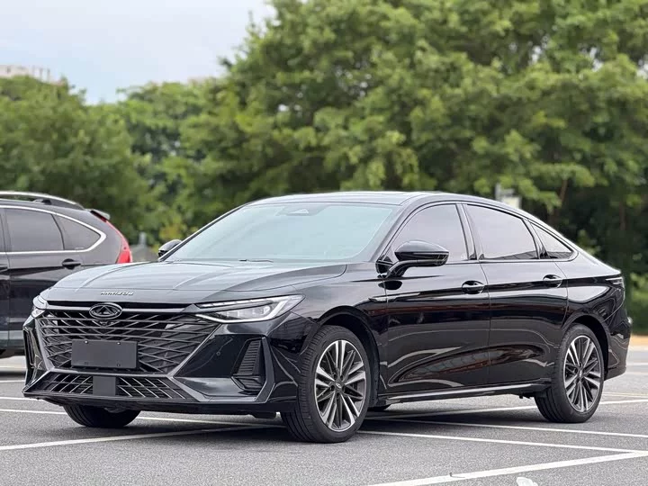 Chery Arrizo 8