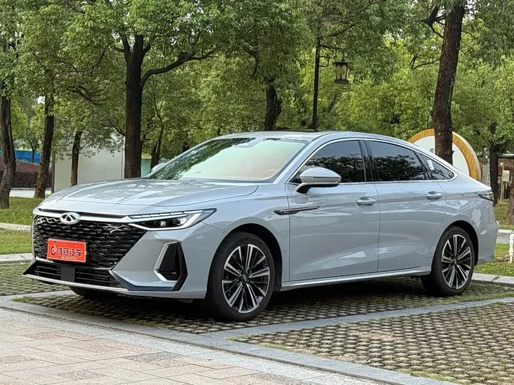 Chery Arrizo 8