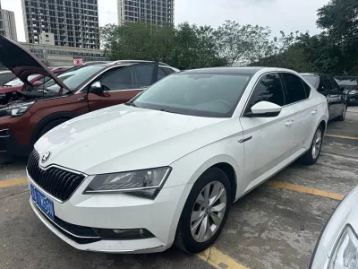 Skoda SuperB