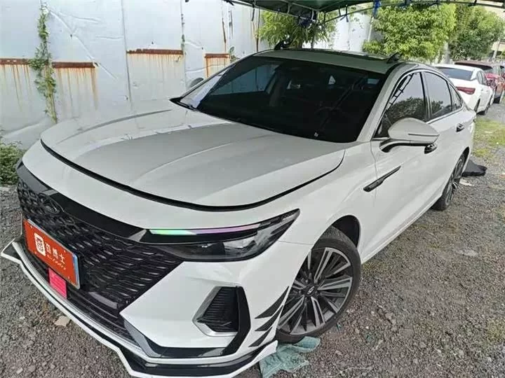 Chery Arrizo 8