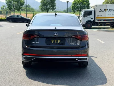 Volkswagen Sagitar