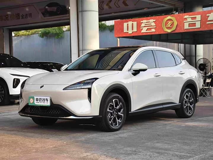 Baojun E6