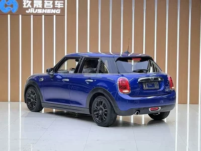MINI 