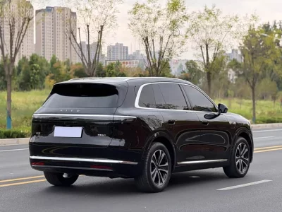 AITO M7