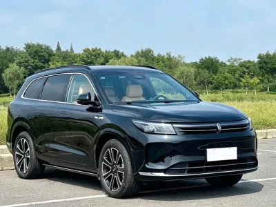 AITO M7