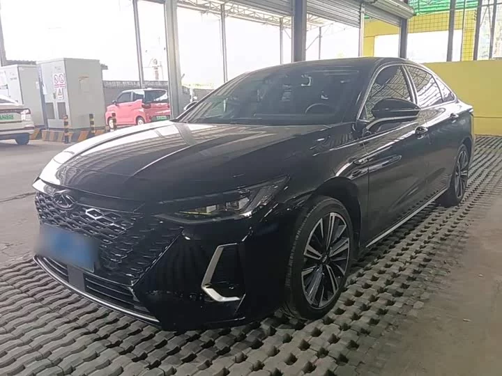 Chery Arrizo 8