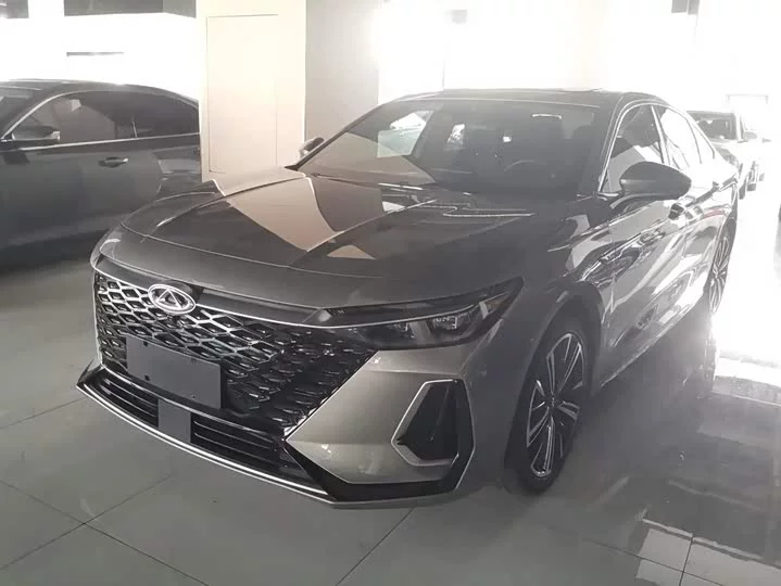Chery Arrizo 8