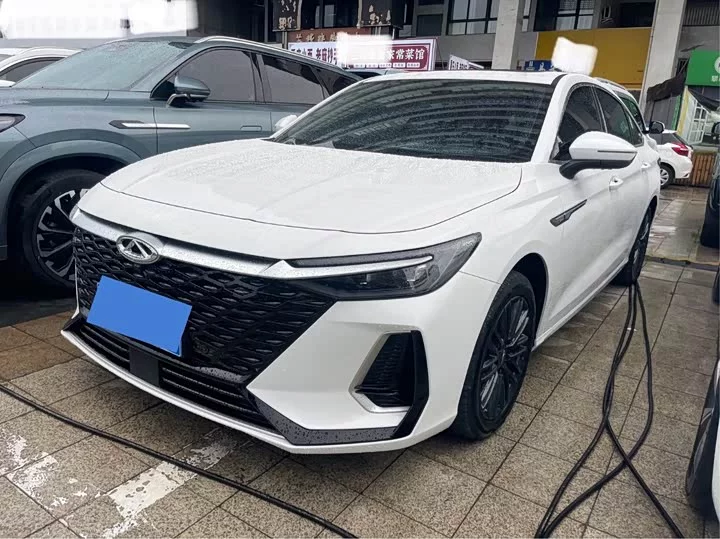 Chery Arrizo 8
