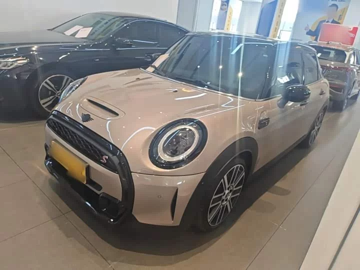 MINI 
