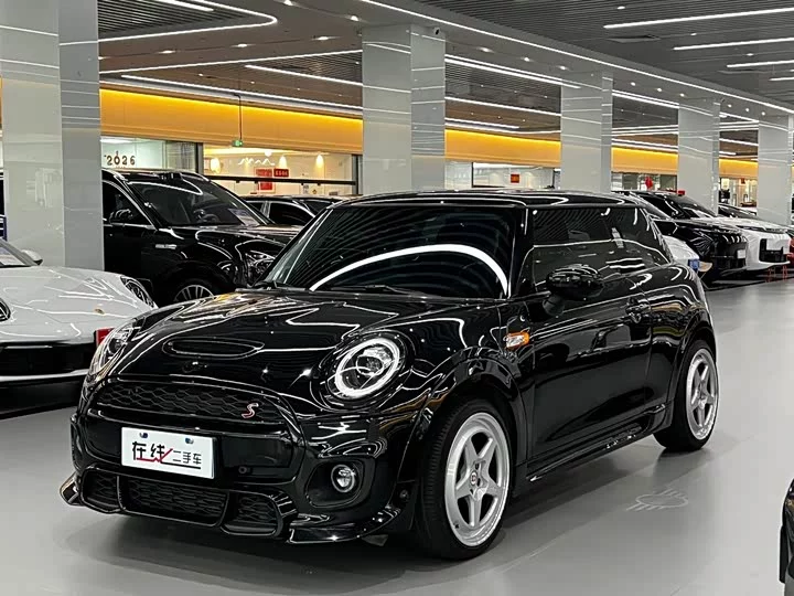 MINI 