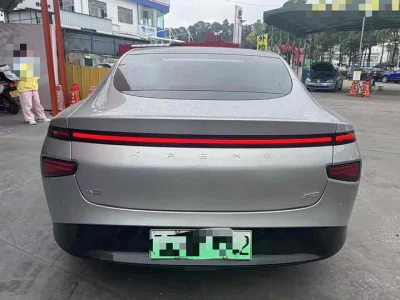 XPeng P7