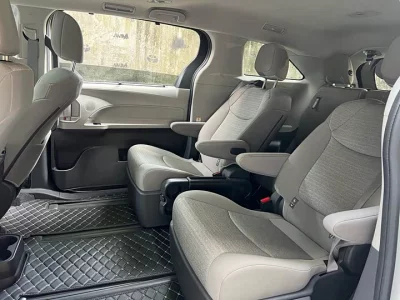 Toyota Sienna SIENNA