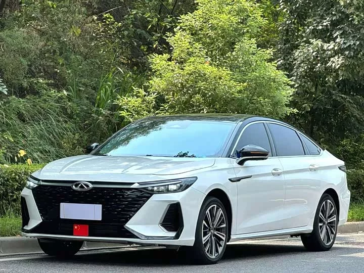 Chery Arrizo 8