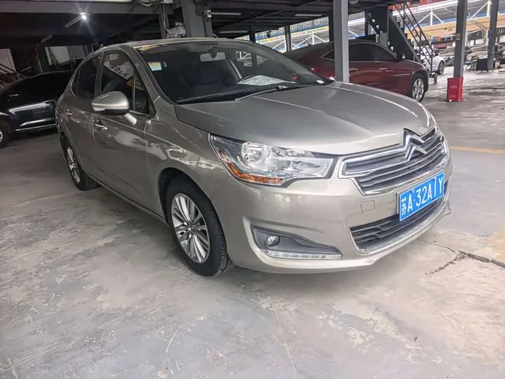 Citroën C4L