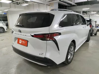 Toyota Sienna SIENNA