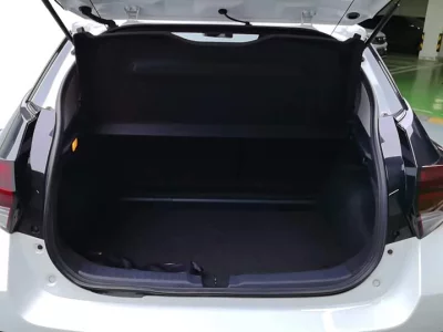 Toyota Yaris L