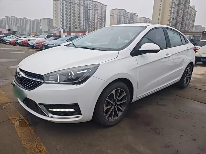 Chery Arrizo 5