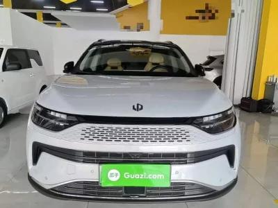 Leapmotor C11