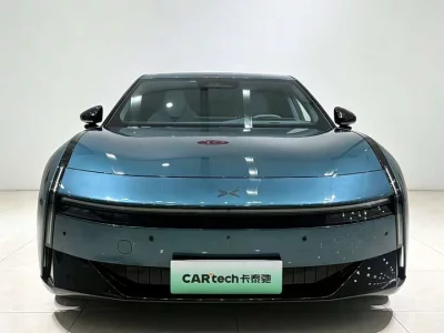 XPeng P7