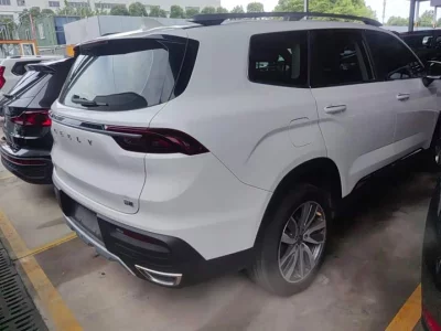 Geely Okavango
