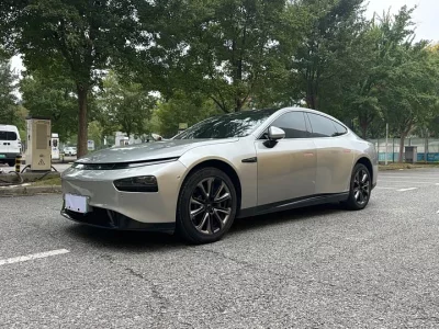 XPeng P7