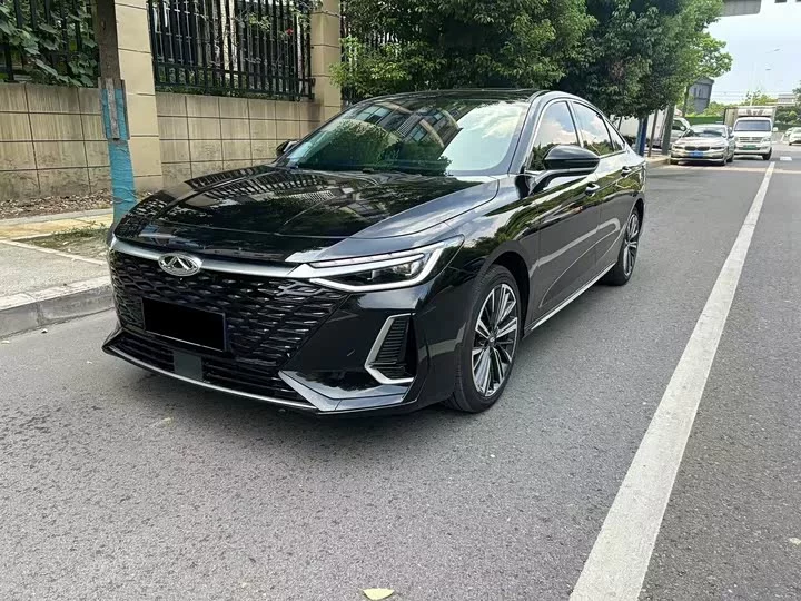 Chery Arrizo 8