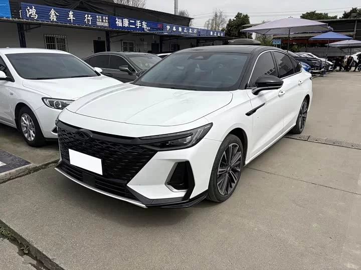 Chery Arrizo 8