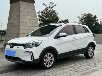 BAIC EC5