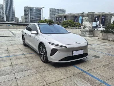 NIO ET7